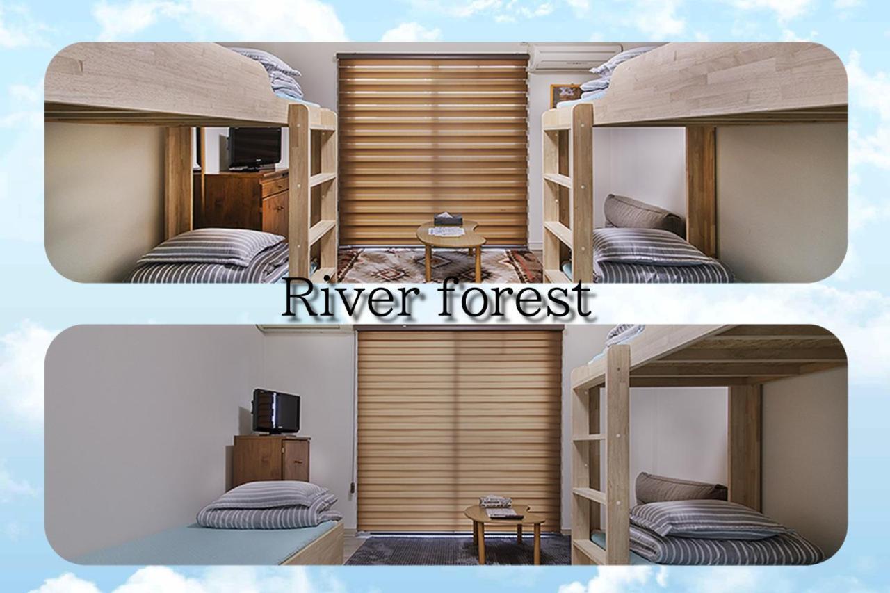 River Forest Ōsaka Extérieur photo